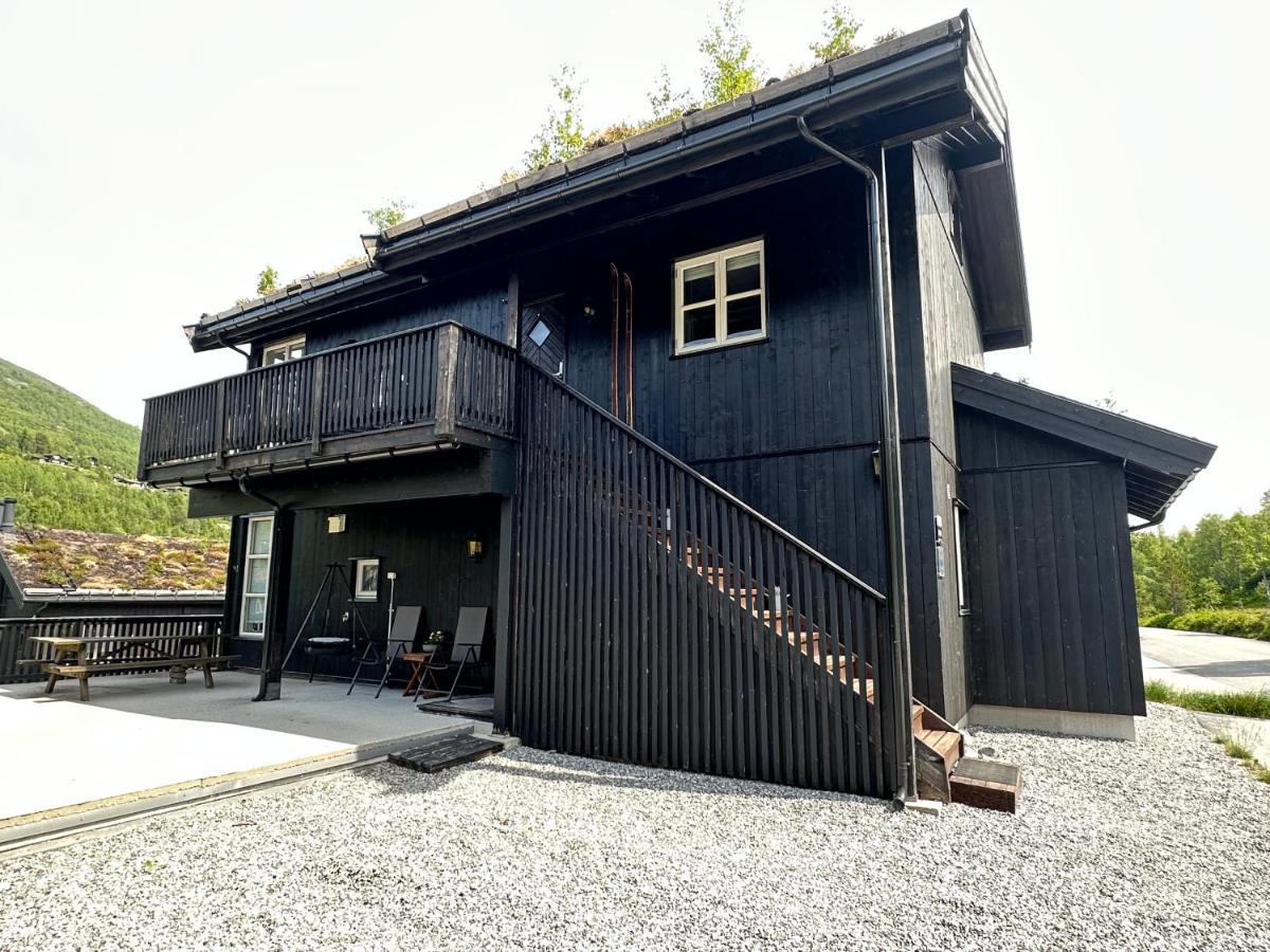 Lovise Mountain Apartment Stranda  Exterior foto