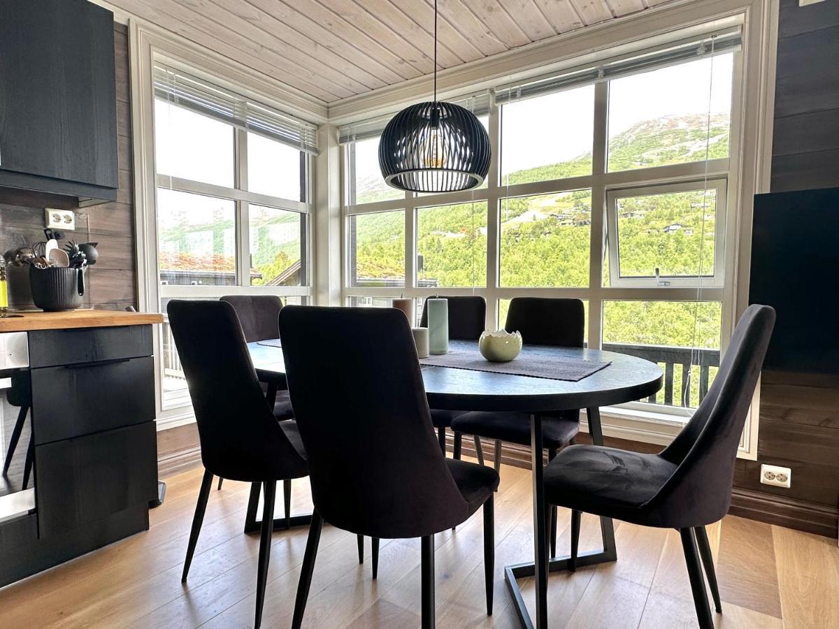 Lovise Mountain Apartment Stranda  Exterior foto